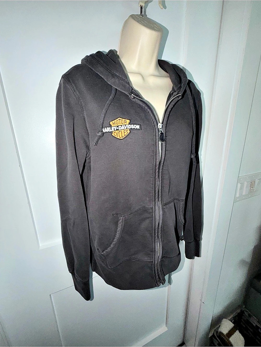 Harley Davidson Graphic Zip distressed Hoodie Size Medium Like Rivots
